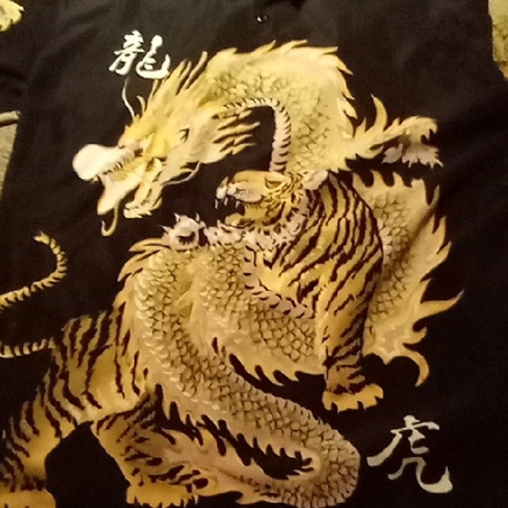 Men's Vintage XL Black Shirt Dragon Tiger Design Button Up TPB Ricky-Style